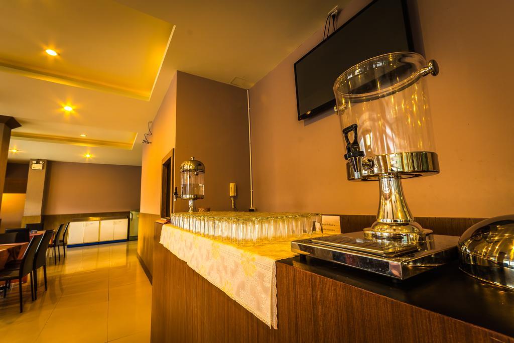 Sinkiat Buri Hotel Satun Ngoại thất bức ảnh